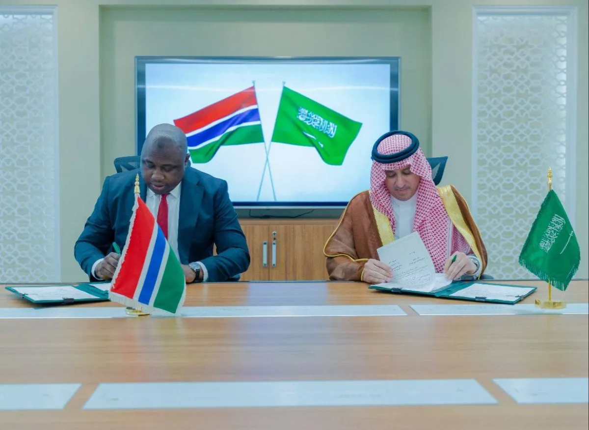توقيع مذكرة تفاهم بين وزارة العدل ونظيرتها في جمهورية جامبيا