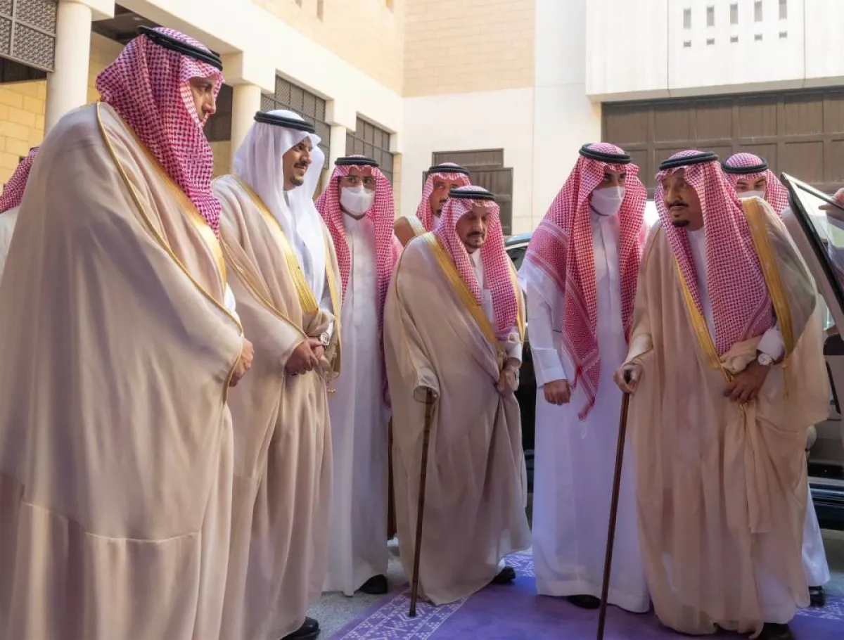 الملك سلمان خلال زيارته- الصورة من واس 