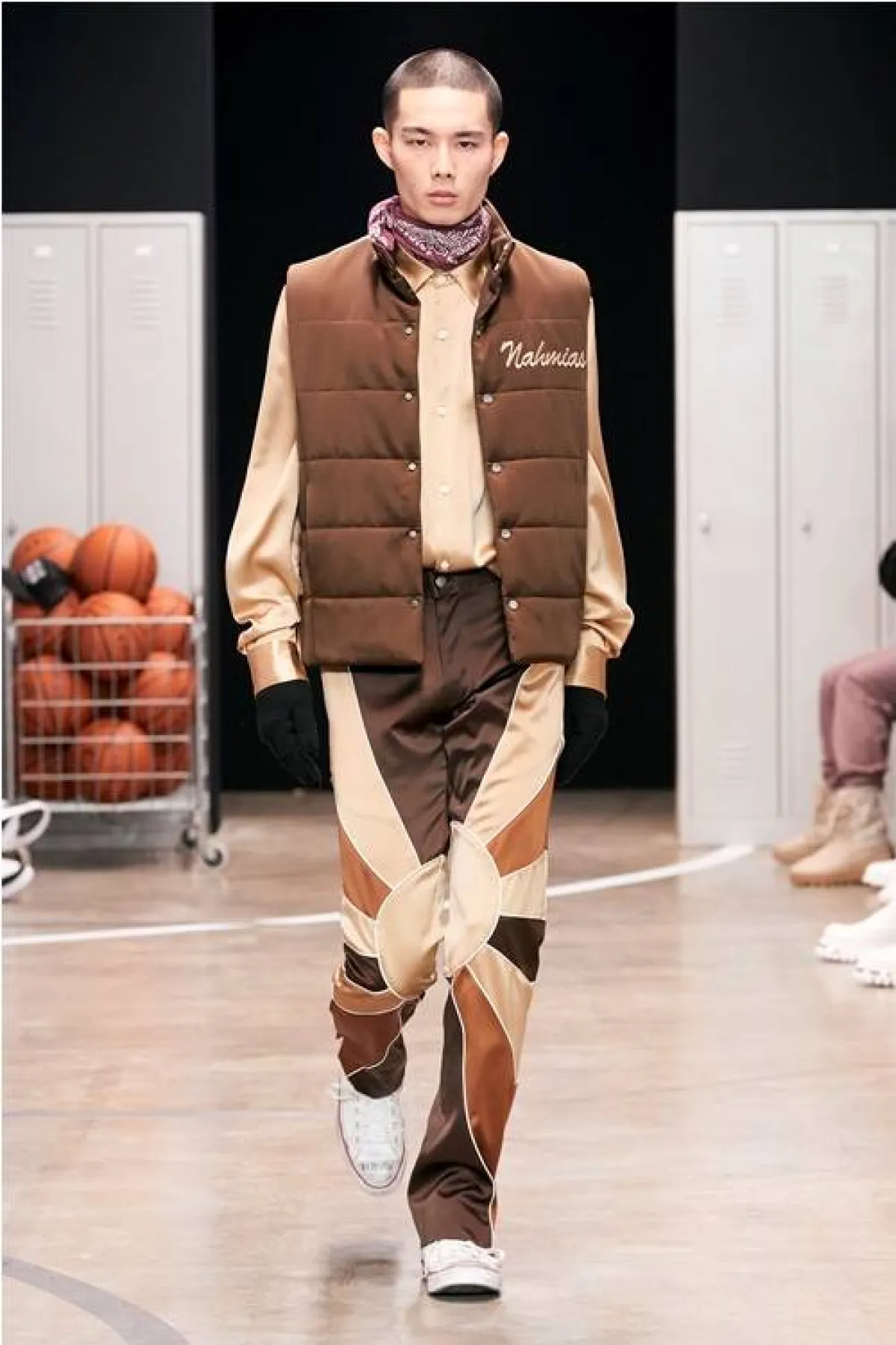 تنسيق البني من نحمياس Nahmias