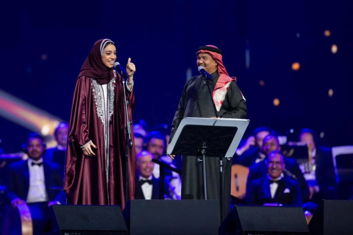 زينة عماد ومحمد عبده -الصورة من حساب موسم الرياض على تويتر