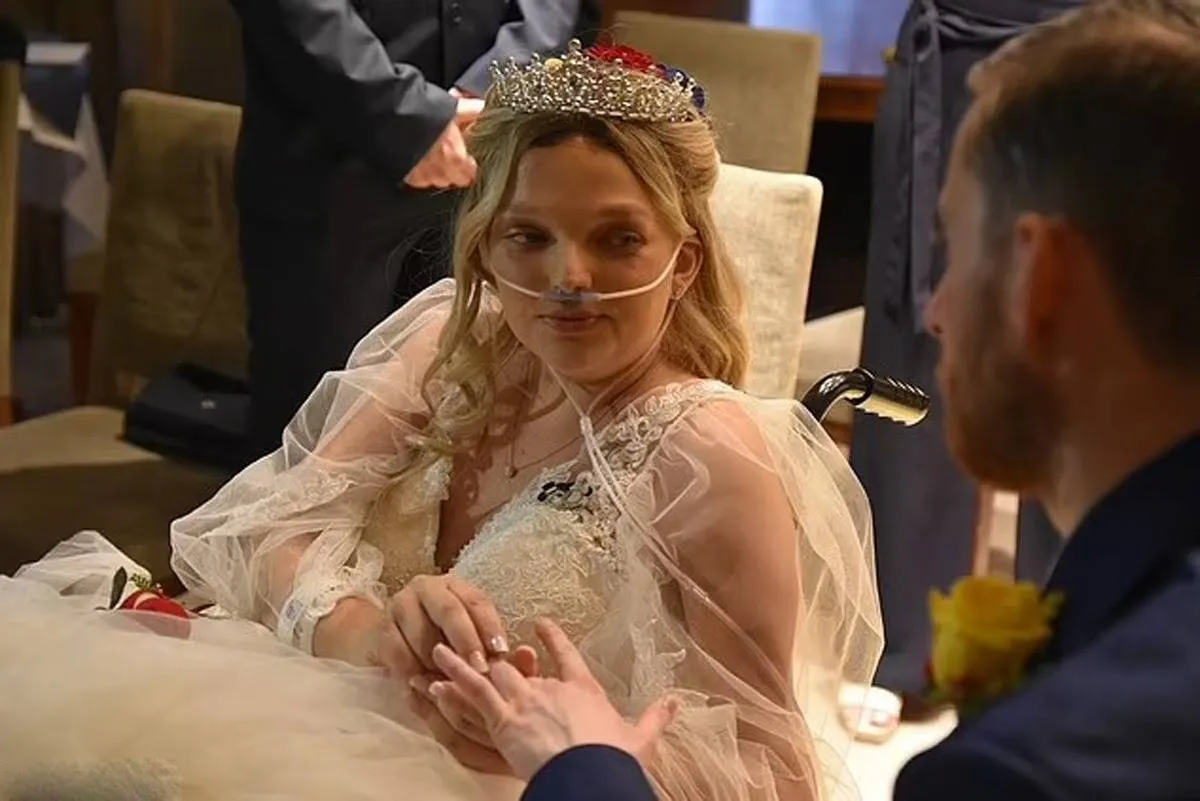 يفاجئ خطيبته مريضة السرطان بحفل زفاف على طريقة ديزني