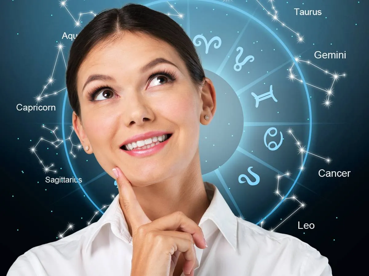 أكثر نساء الأبراج ذكاء