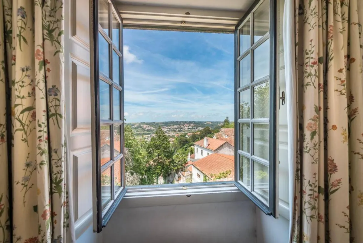 إطلالات جذابة من غرف فندق لورانس