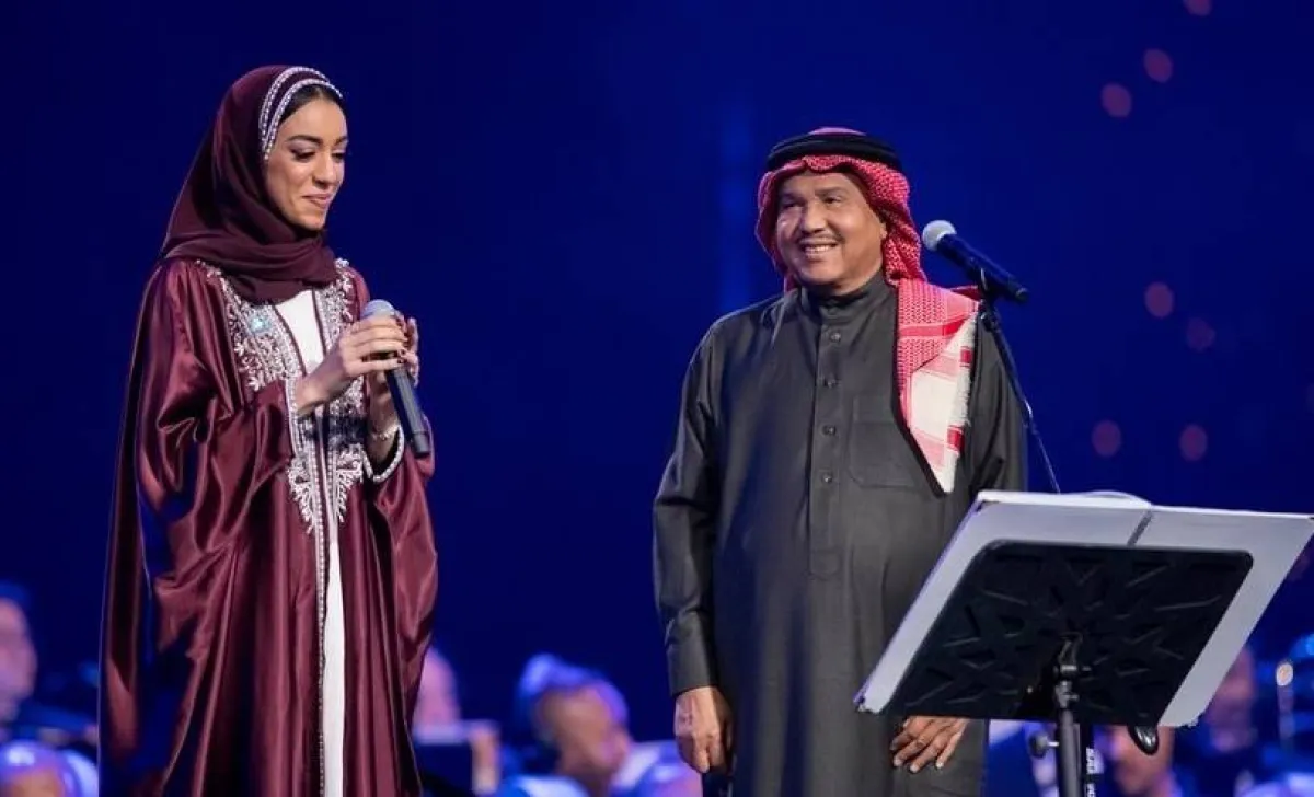 زينة عماد برفقة الفنان محمد عبده - صورة من صفحتها على انستغرام 