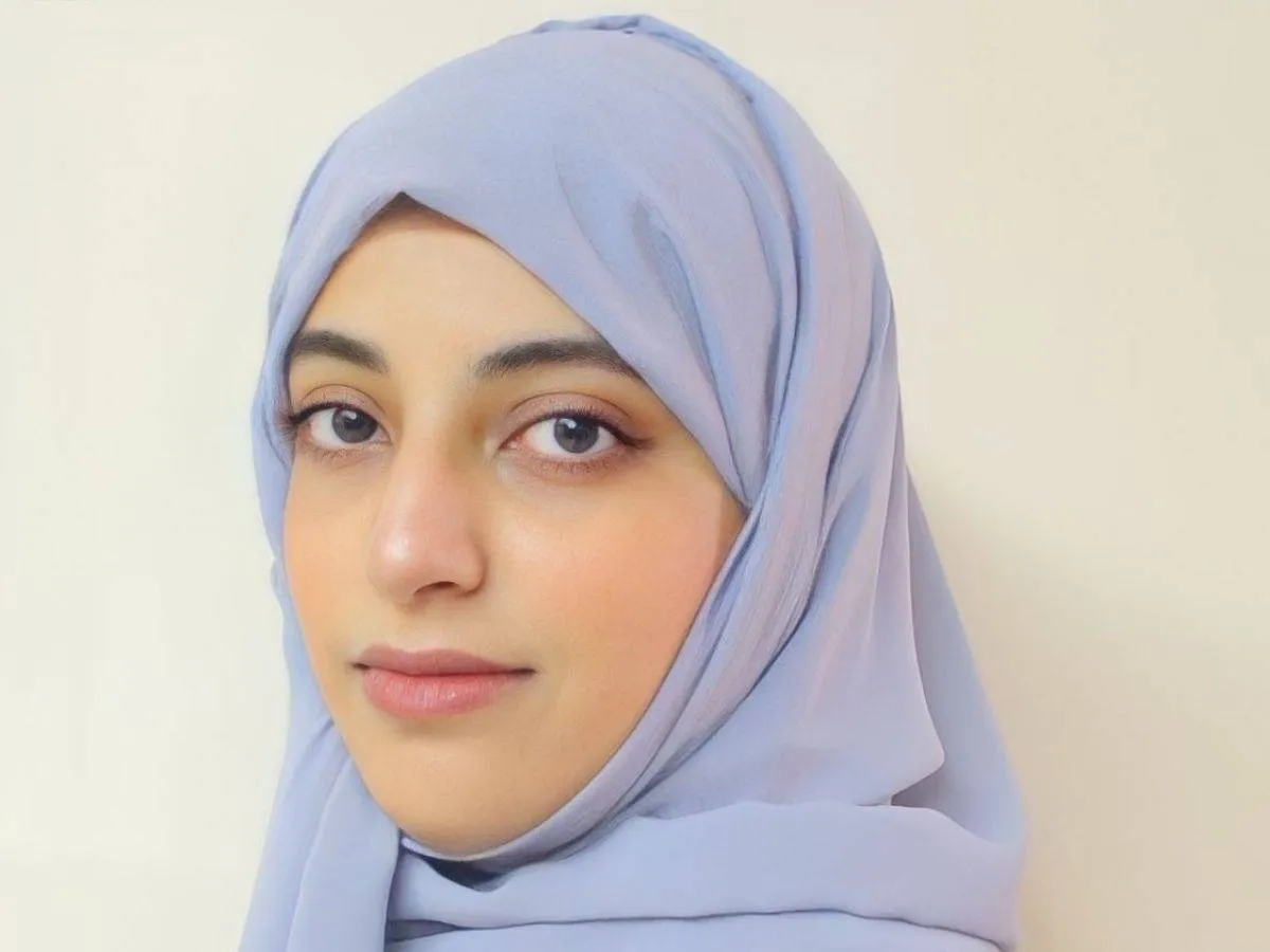 تظهر الصورة شخصية رغد باعشن