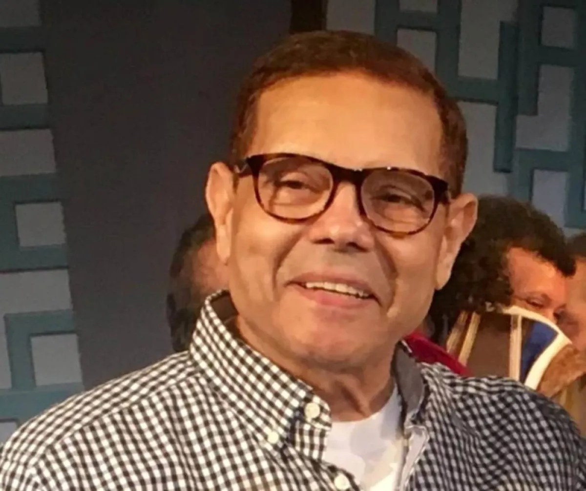 آخر صورة للفنان سامي فهمي - الصورة من حساب شقيقته عايدة على الفيس بوك