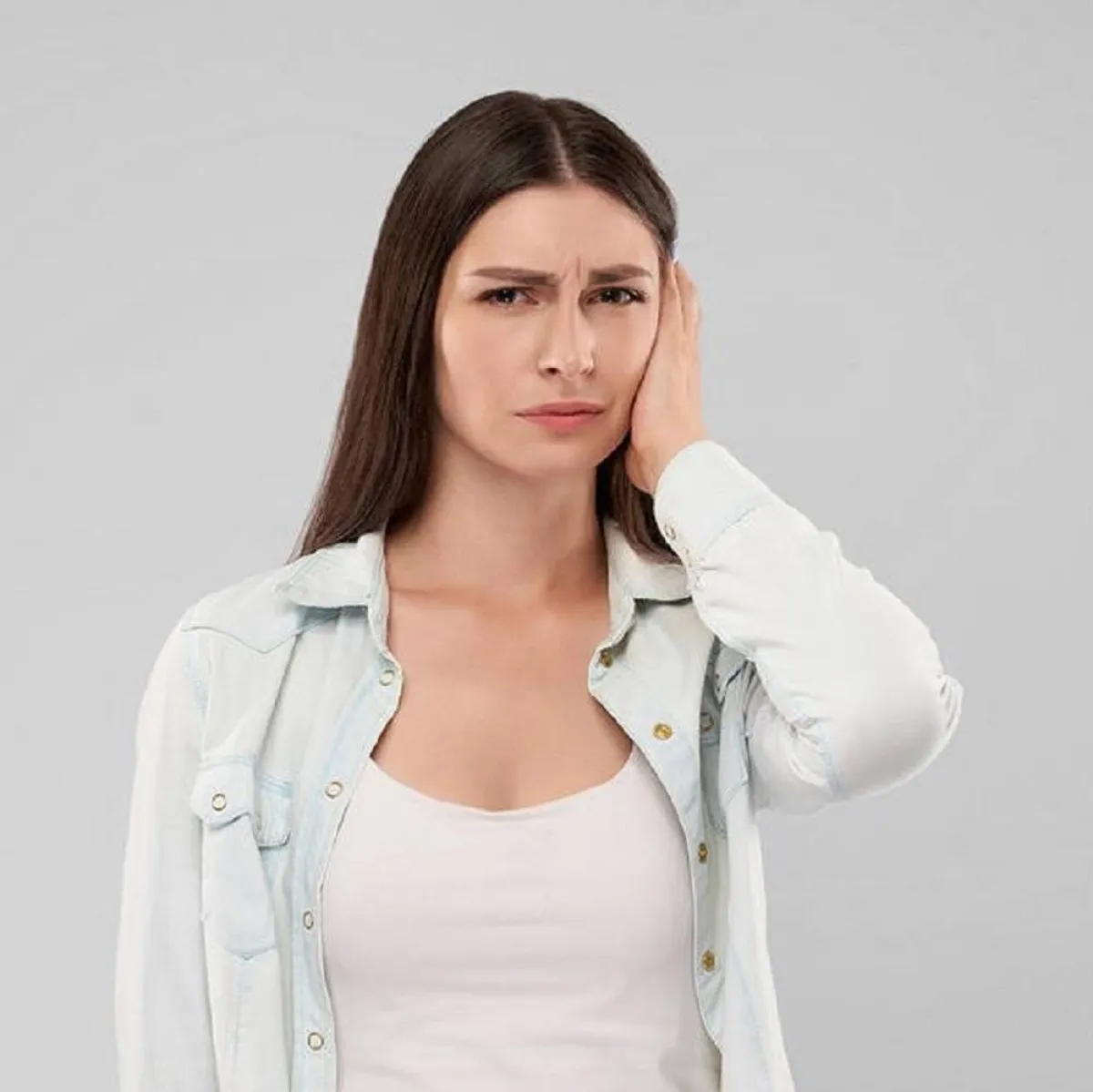 صورة لحامل تشكو ألماً