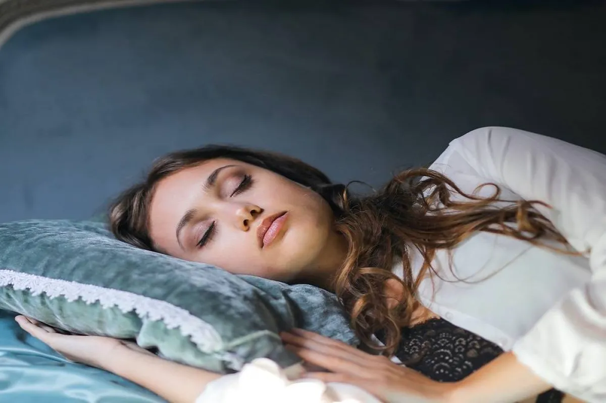 أضرار النوم أكثر من 8 ساعات.. (المصدر: Pexels)