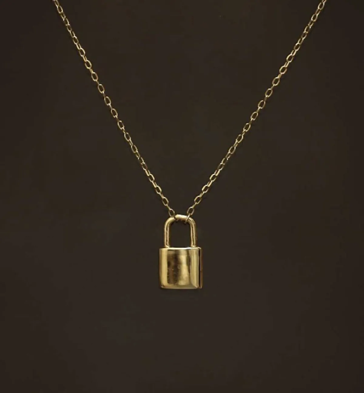 قلادة القفل من Ocean venus