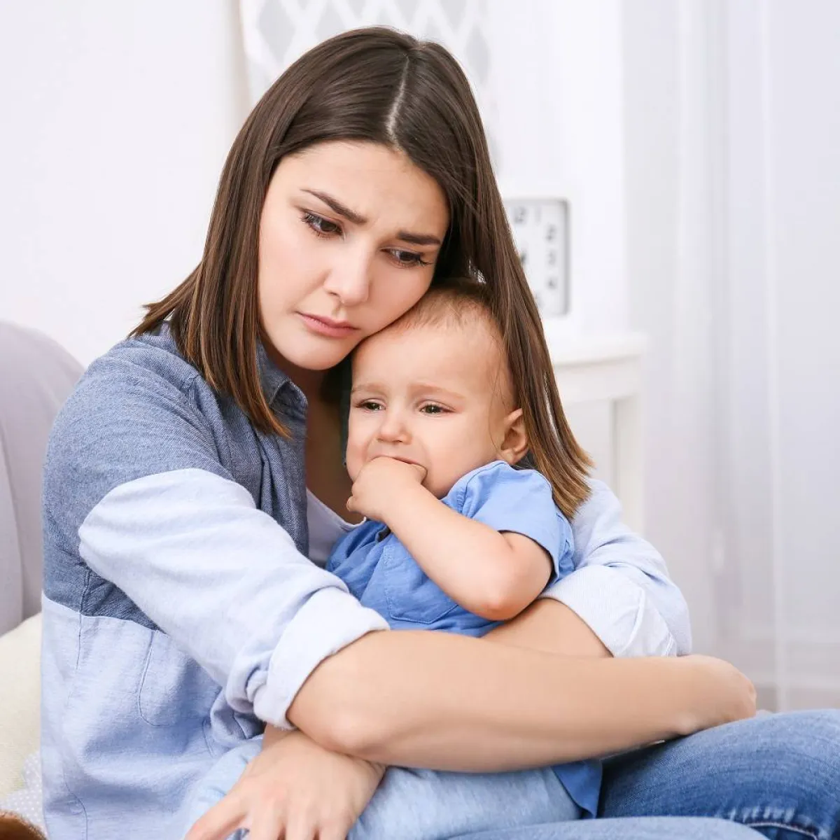 صورة ترمز لاكتئاب ما بعد الولادة