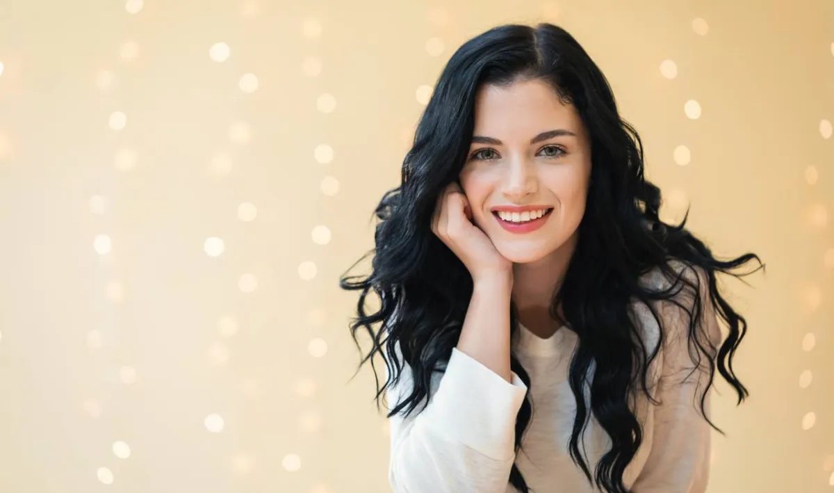 صورة لامرأة أنيقة