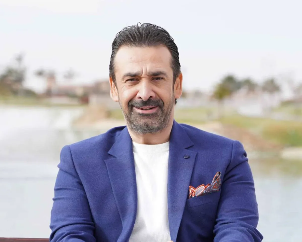 كريم عبد العزيز -الصورة من صفحته الرسمية على الفيس بوك