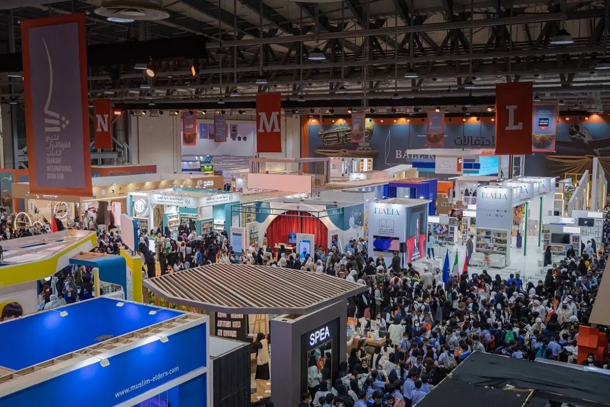 2.17 مليون زائر من 112 دولة في ختام "معرض الشارقة للكتاب 41". الصورة من "وام"