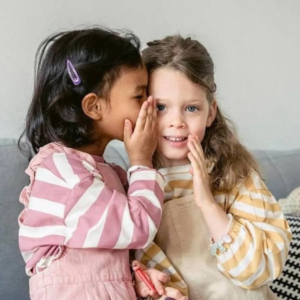 صورة تعبيرية عن الحب والإخاء الفطري