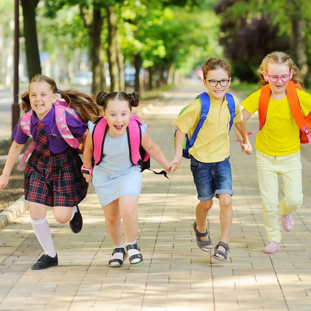 صورة تعبيرية للعب الجماعي