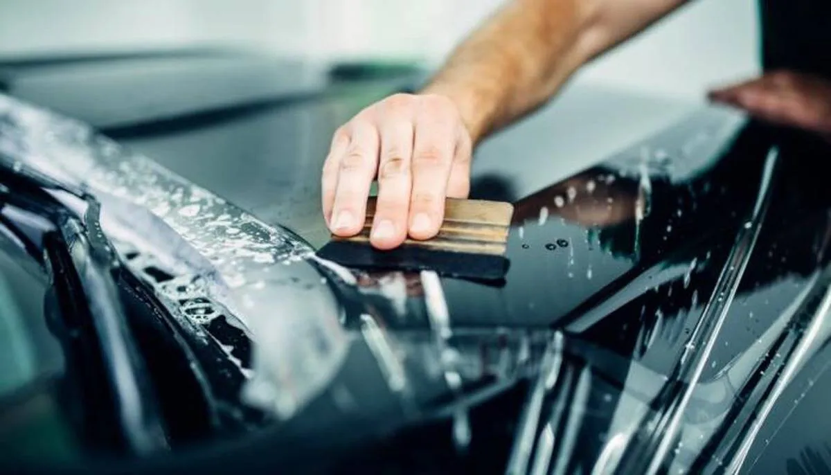 طرق إزالة الخدوش العميقة عن السيارة