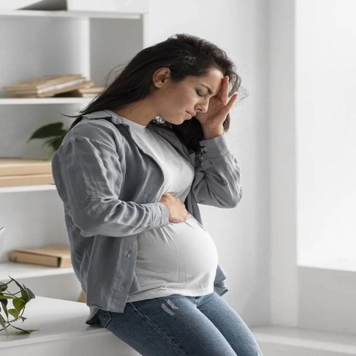 صورة لحامل تشعر بالأرق