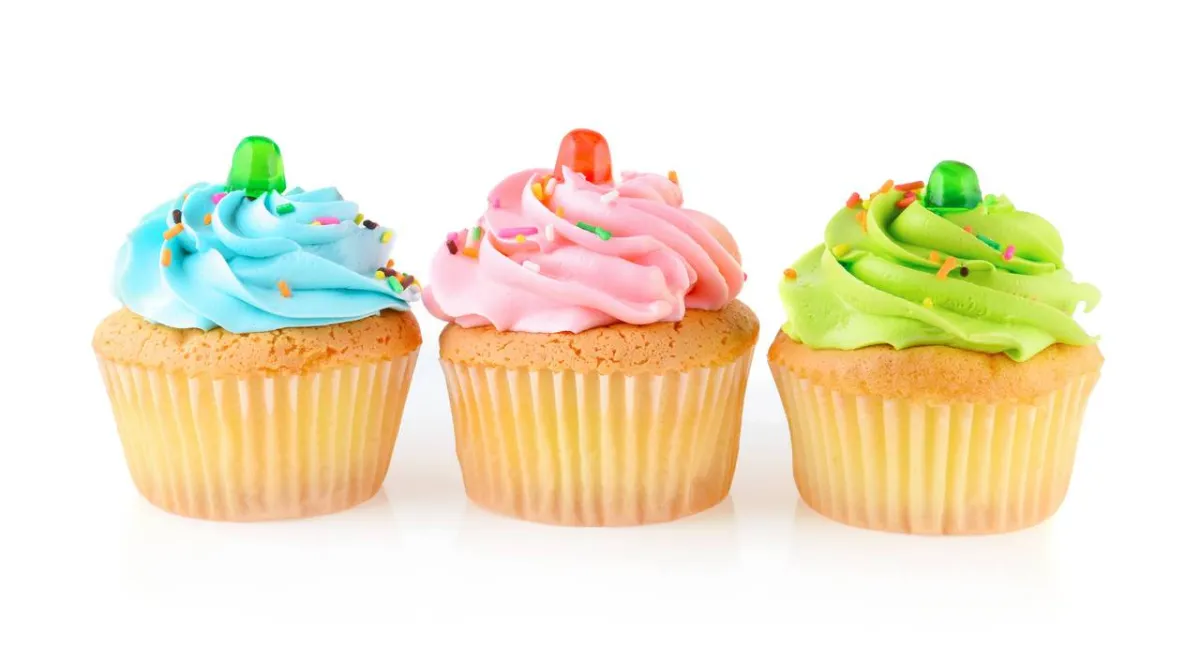 صورة 3 قطع كب كيك