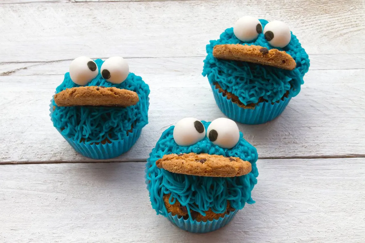 صورة كب كيك الوجه الأزرق