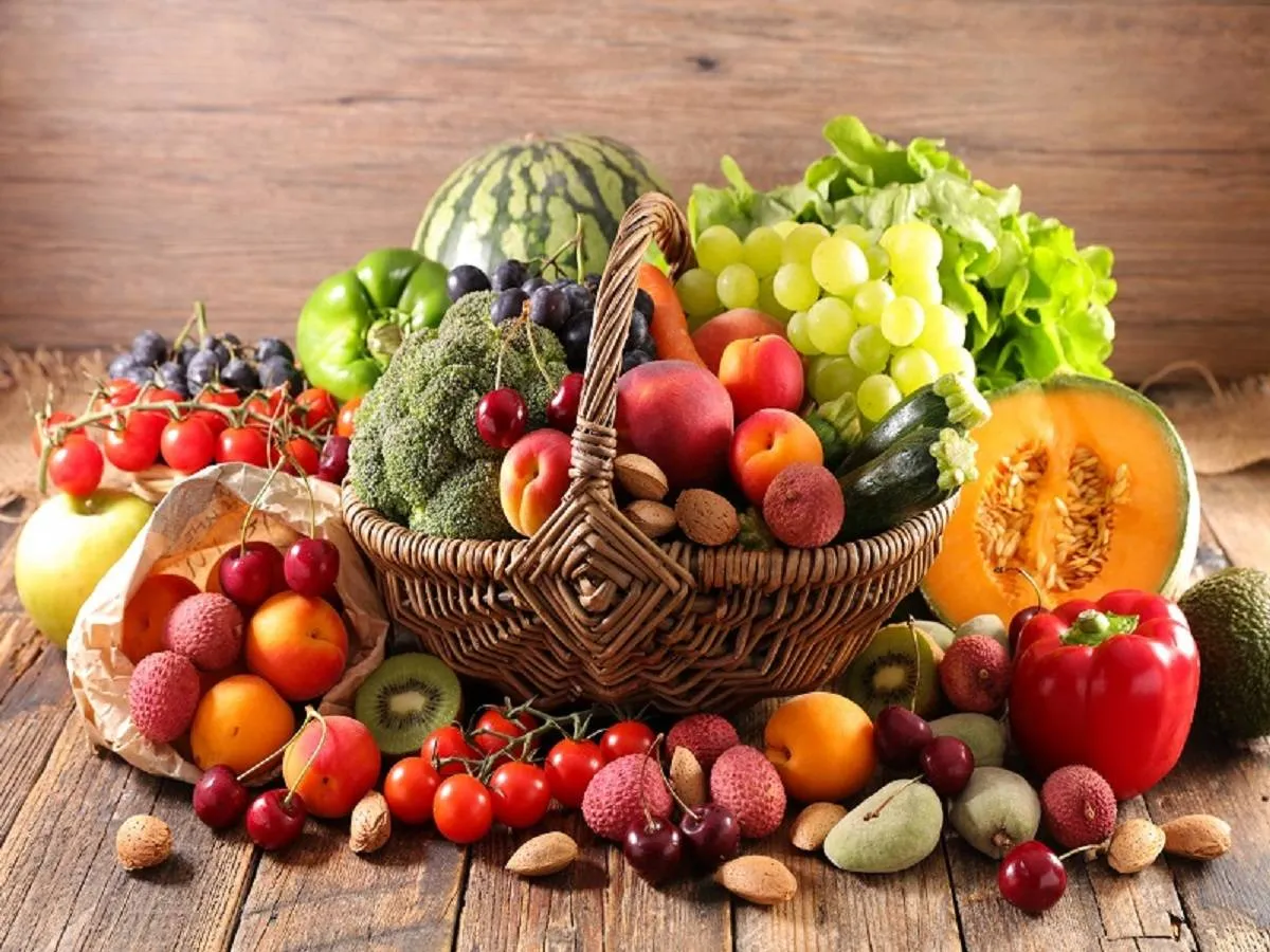 النظام الغذائي الغني بالفواكه والخضروات يساعد على تحسين تدفق الدم -المصدر: Adobe.stock