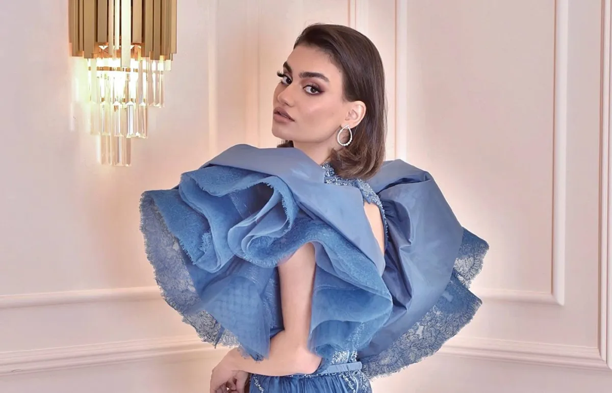 المصممة ميرنا جوهري: الرفاهية والاهتمام بالأناقة جزء مهم من الثقافة العربية 