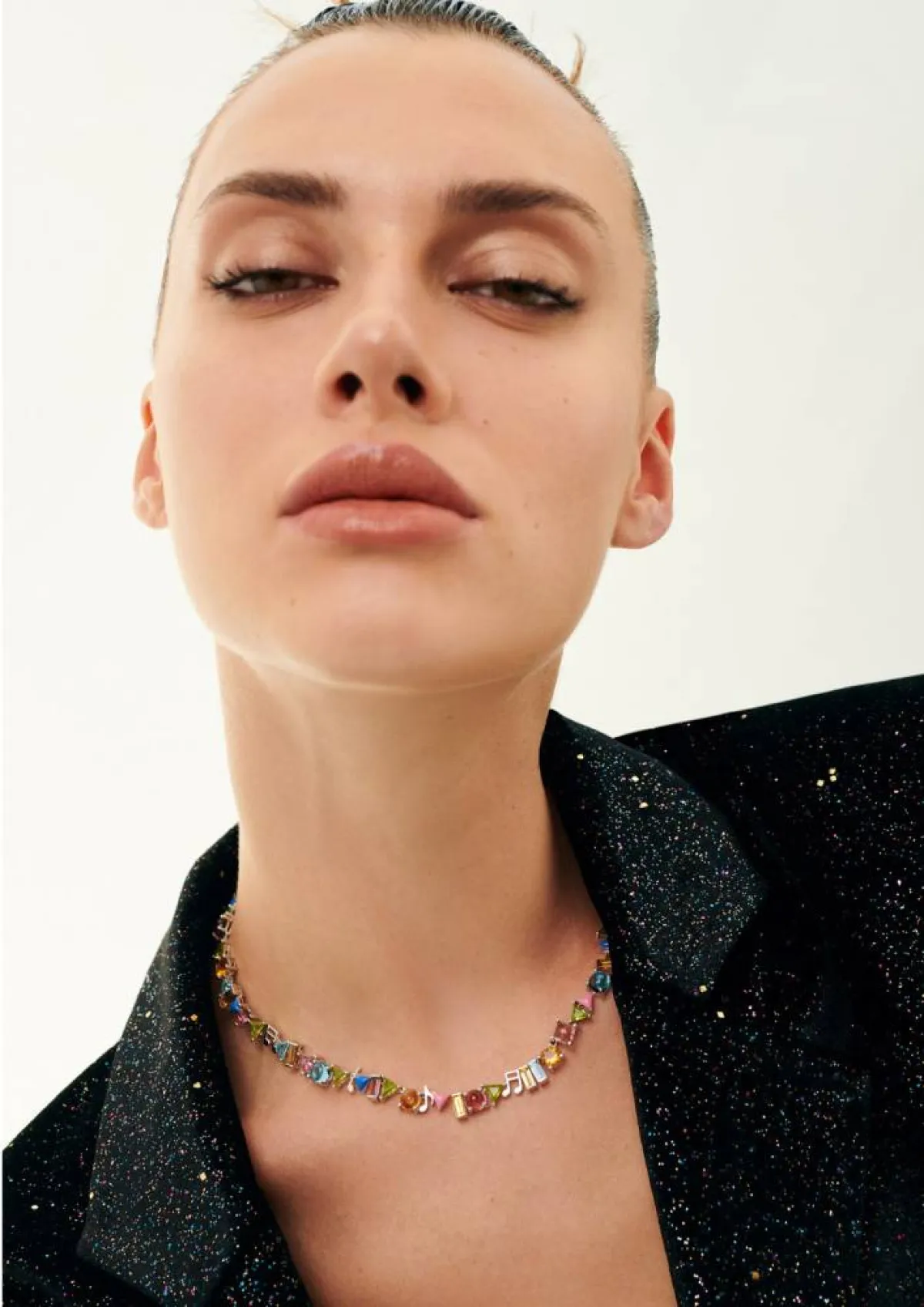 مجوهرات من تصميم المصمممة هلا الأسمري