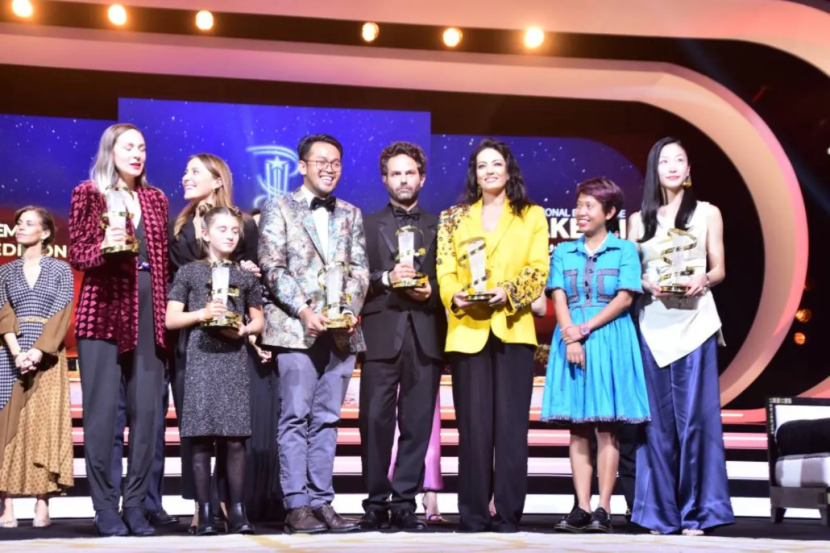 الفائزون بجوائز الدورة الـ 19  للمهرجان الدولي  للفيلم بمراكش