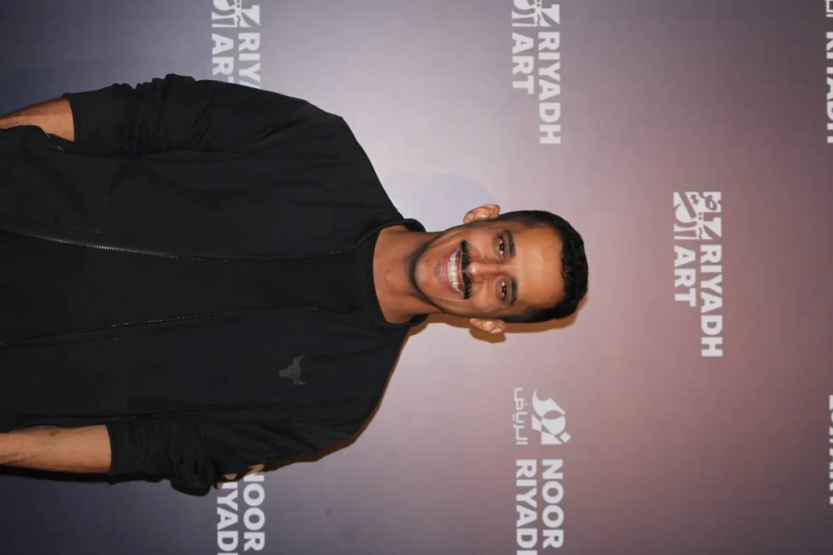 	الفنان معاذ العوفي