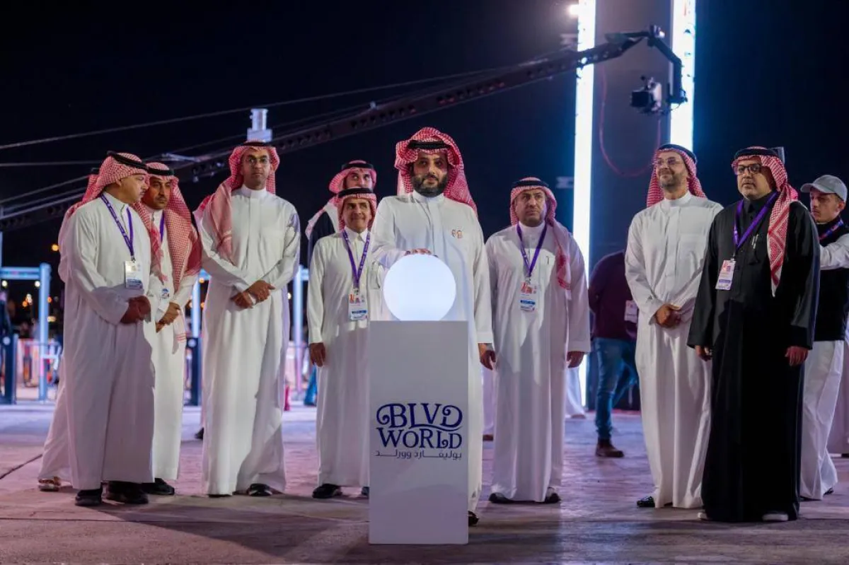 بحضور تركي آل الشيخ.. الألعاب النارية تزين حفل افتتاح بوليفارد وورلد - الصورة من حسابه الرسمي على تويتر