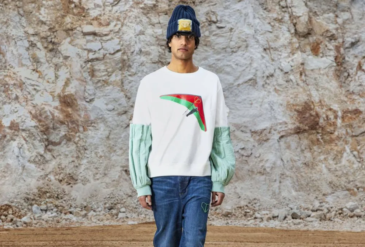 إطلالات كاجوال بالجينز للرجل