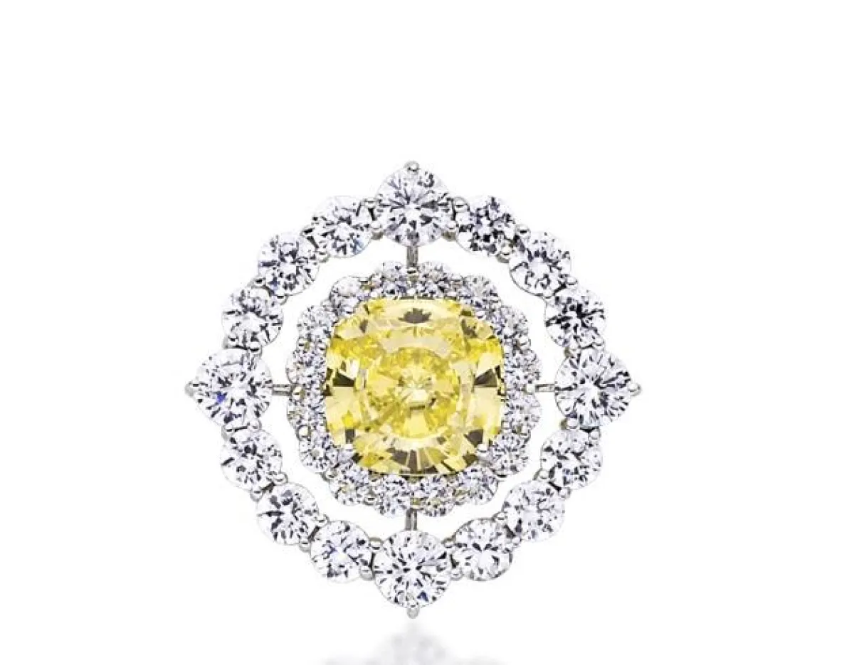 بروش مرصوف بألماس أصفر بقطع الوسادة من بيركات إيليون Birkat Elyon