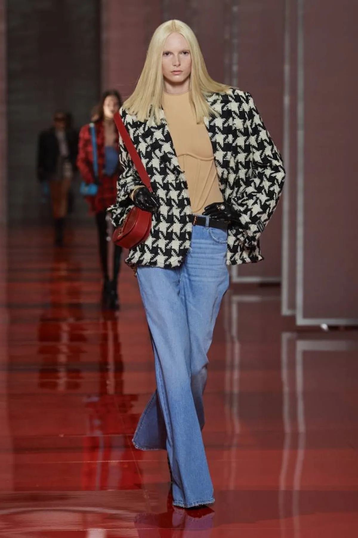 فيرساتشي Versace