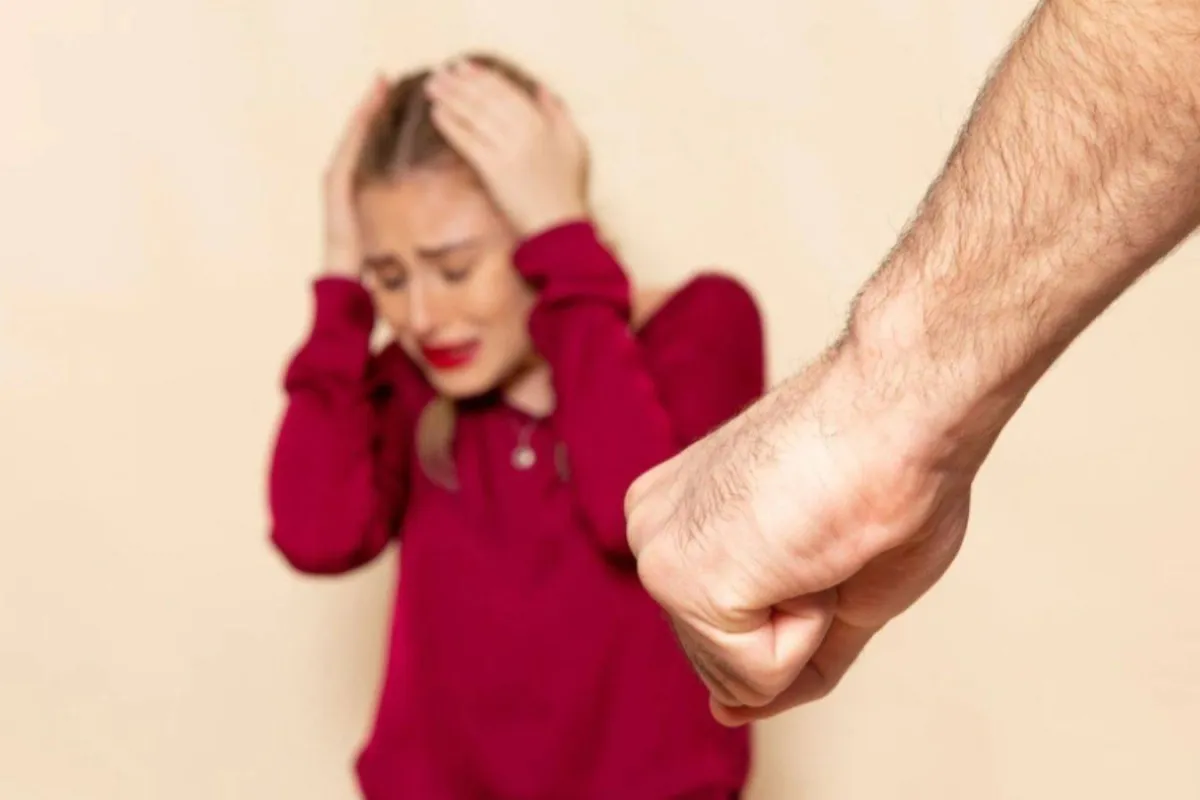 العنف ضد المرأة