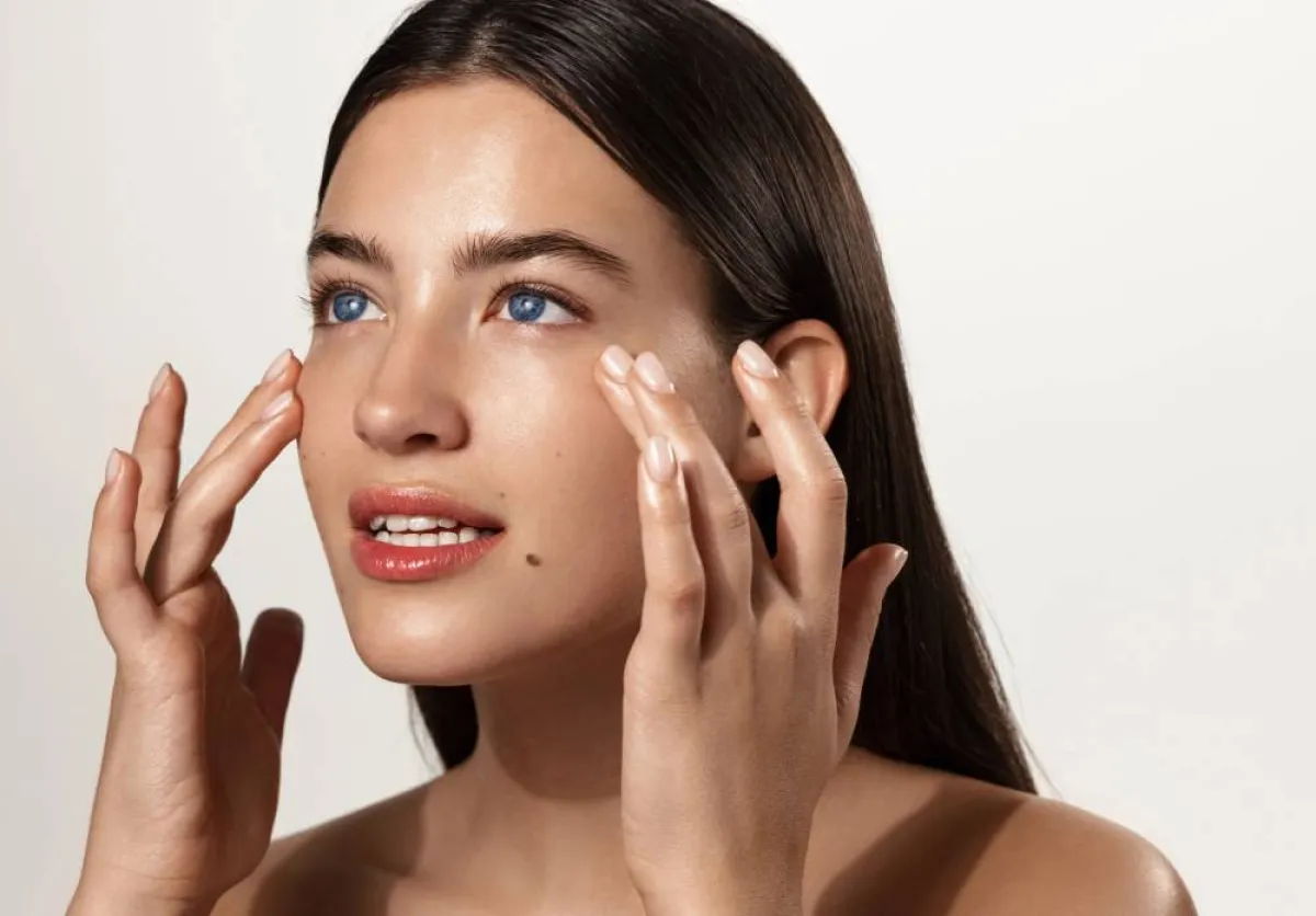 تقنية شدّ العيون  بليكسر PLEXR Eye Lift