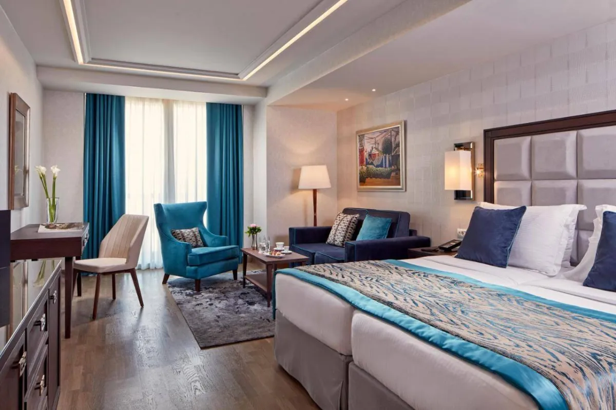 فندق إليكترا ميتروبوليس