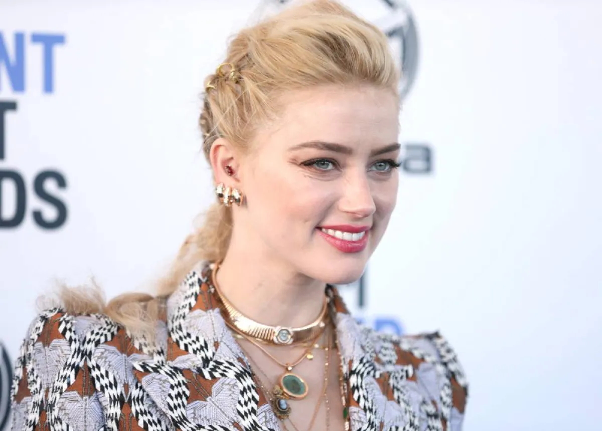 SANTA MONICA, CALIFORNIA - FEBRUARY 08: Amber Heard attends the 2020 Film Independent Spirit Awards on February 08, 2020 in Santa Monica, California. Phillip Faraone/Getty Images/AFP Phillip Faraone / GETTY IMAGES NORTH AMERICA / Getty Images via AFP
