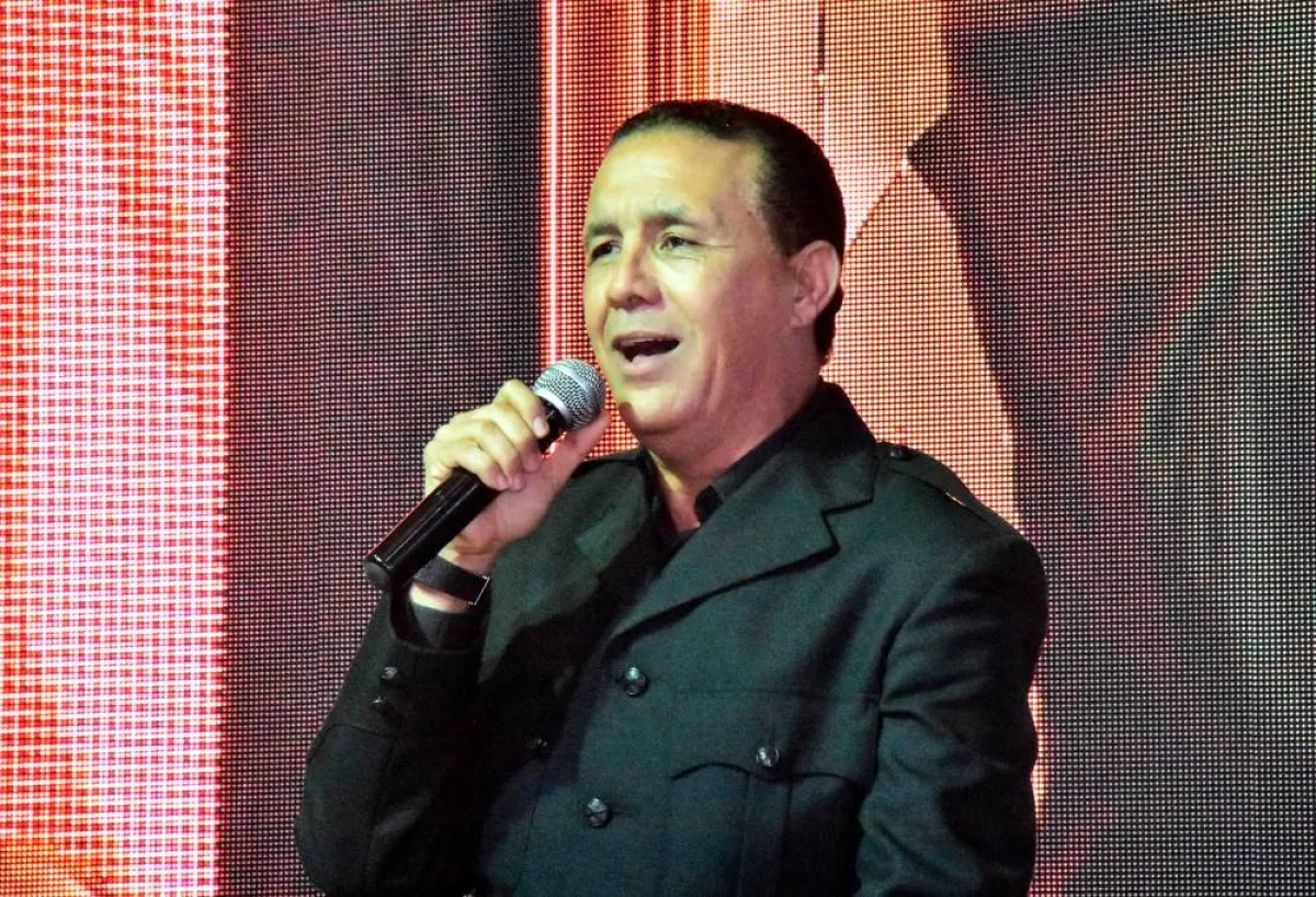 رئيس نادي الفنانين الفنان عبد العالي الغاوي