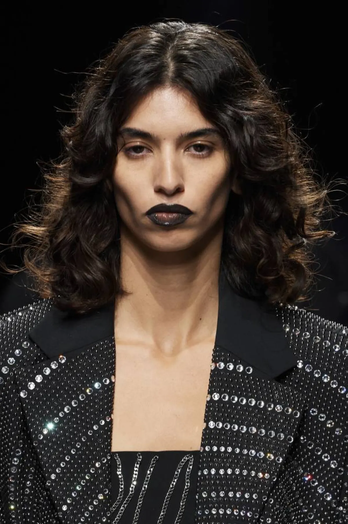 صبغات شعر بني داكن للعروس