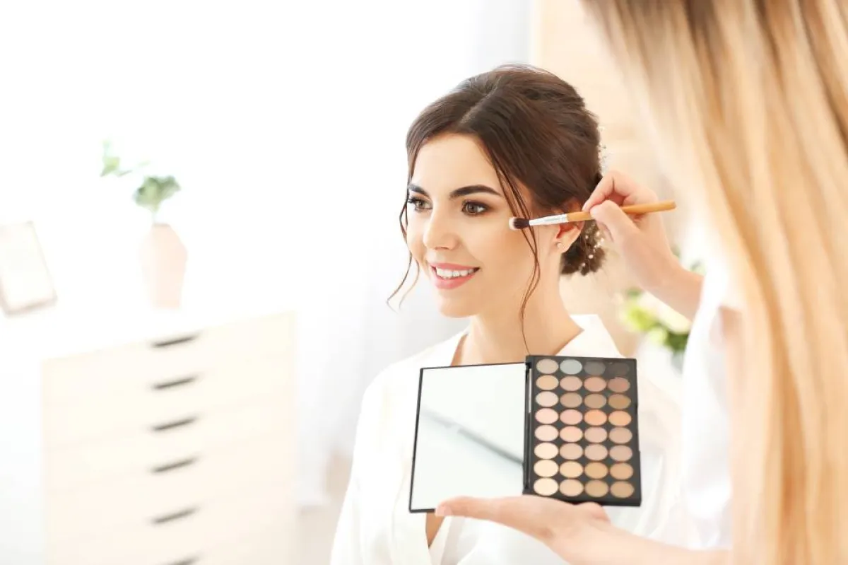 صور ماركات مكياج للعروس