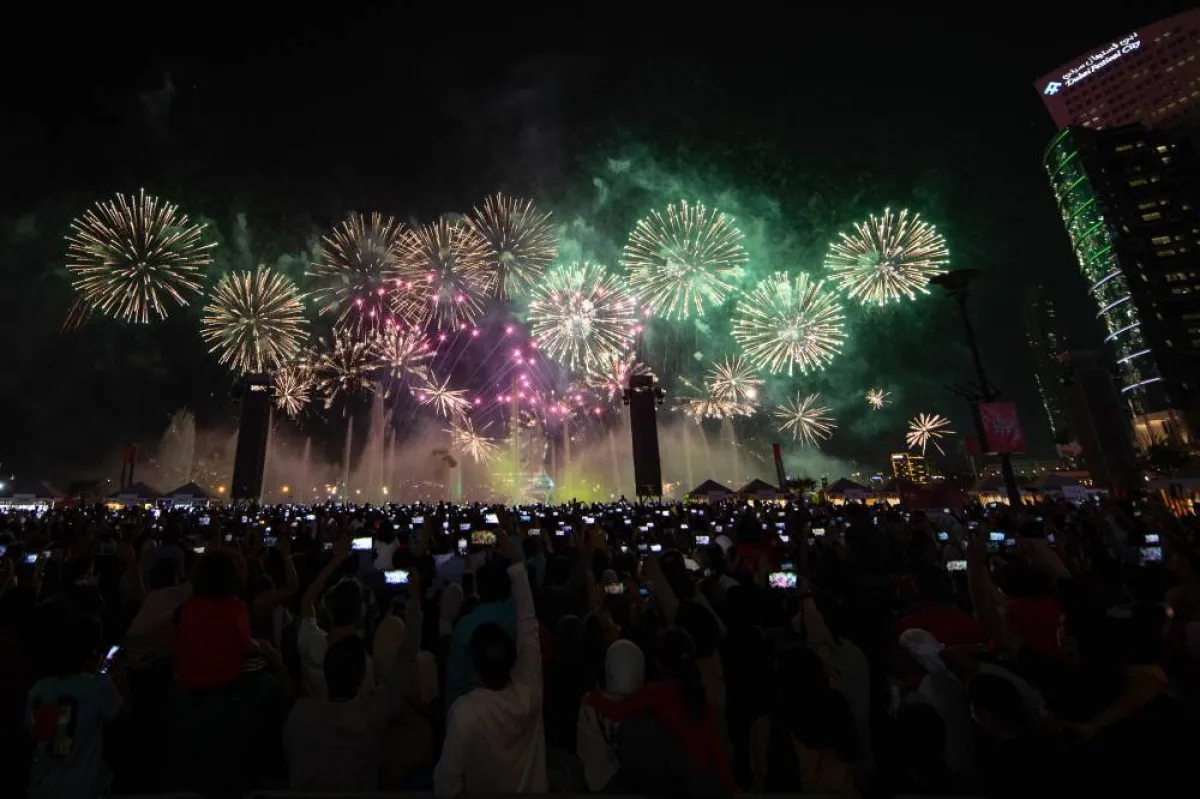  احتفالاً باليوم الوطني الـ 51 لدولة الإمارات العربية المتحدة 