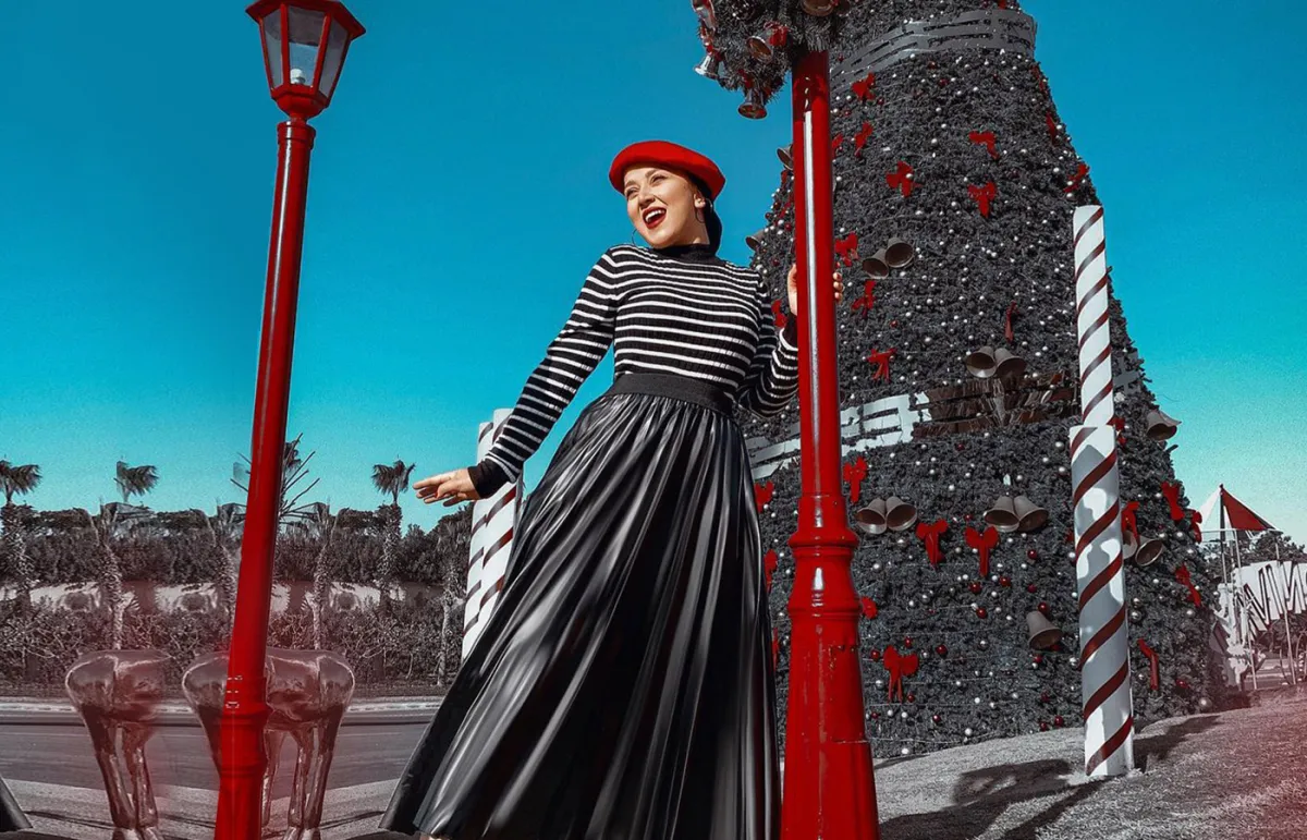 طرق تنسيق التنورة الجلدية للمحجبات