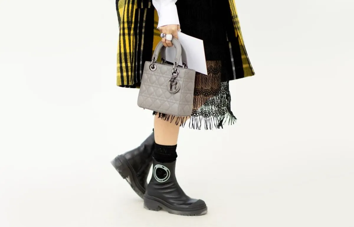 موديلات أحذية كعب قصير من ستريت فاشن Street Fashion