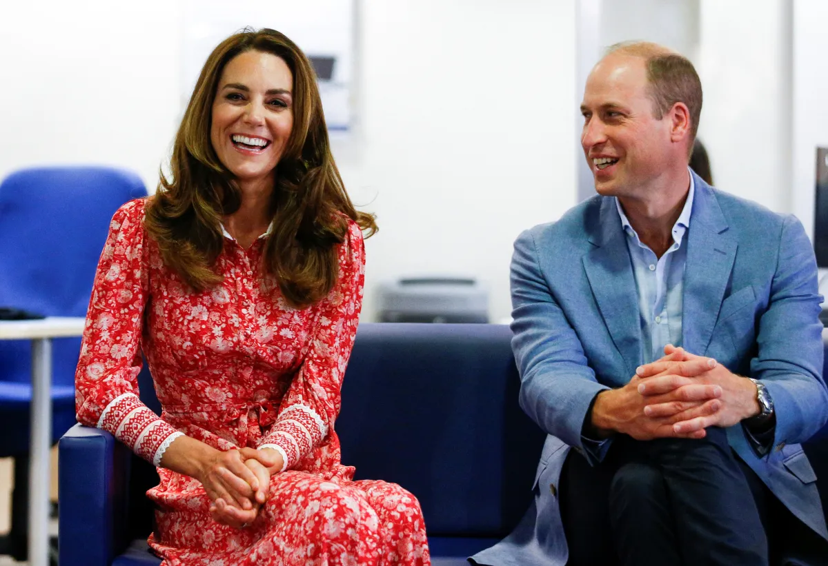 Britain's Prince William, Duke of Cambridge (L) and Britain's Catherine, Duchess of Cambridge (R) speak to people looking for work at the London Bridge Jobcentre, in London on September 15, 2020. The Duke and Duchess of Cambridge carried out engagements in London today to meet local communities, hear about the challenges they have faced over the last six months, and shine a light on individuals and businesses who have gone above and beyond to help others during this extraordinary time. HENRY NICHOLLS / POOL