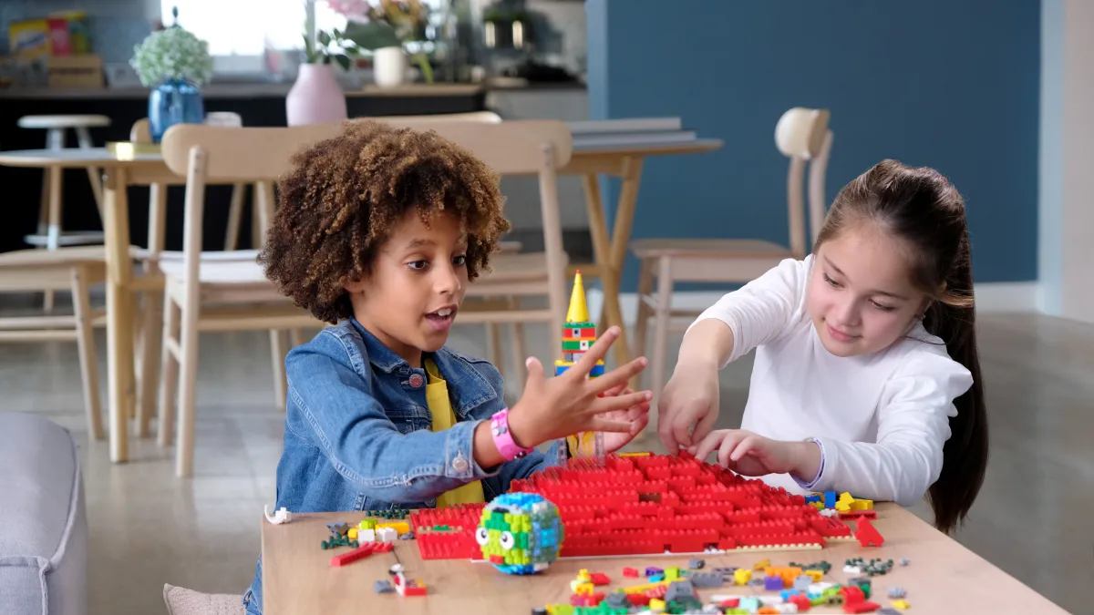  اللعب يطلق الإبداع