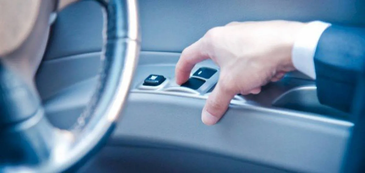 أسباب تعطل حركة زجاج السيارة وطريقة اصلاحه