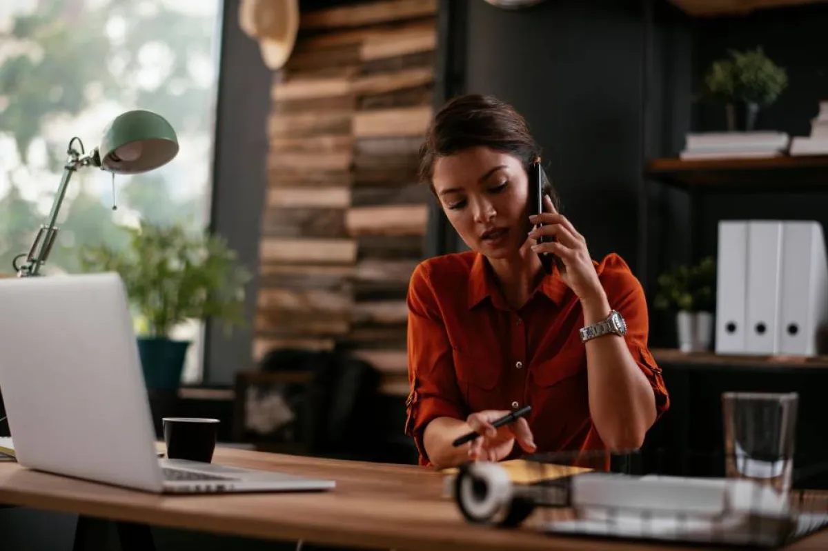 على قسم الموارد البشريّة، الاطلاع على نشاطات المنافسين