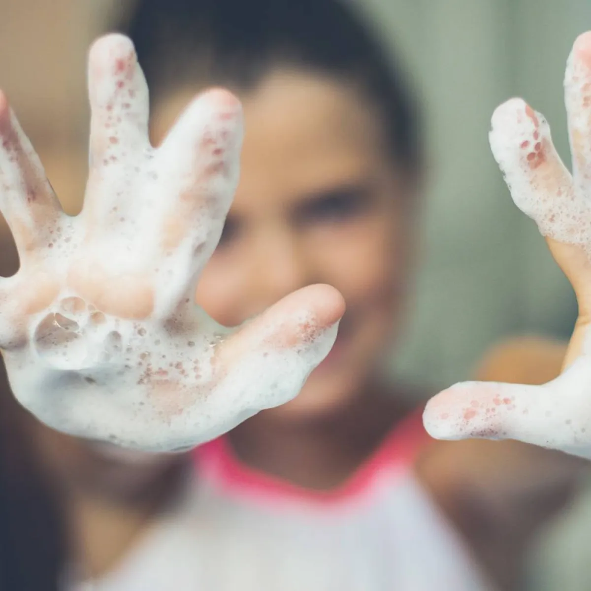 صورة تعبيرية عن غسل اليدين