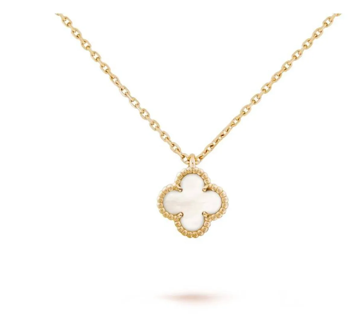 قلادة Sweet Alhambra من فان كليف آند أربلز Van cleef&Arpels 