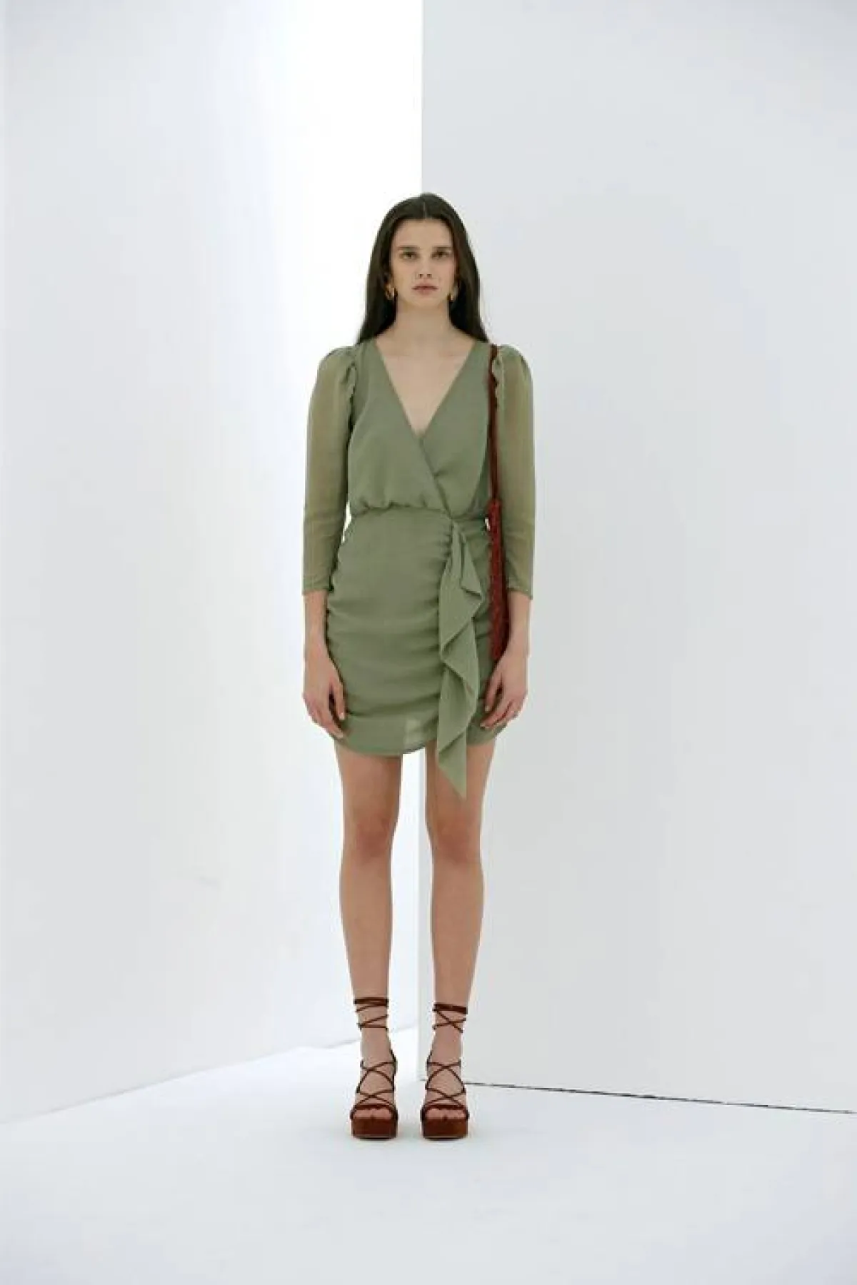 فستان قصير من أفك ستوديو Avec Studio