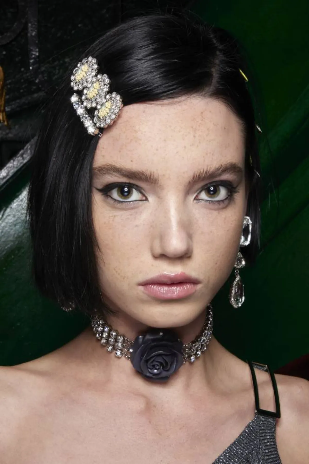 صيحات مكياج ناعم لإظهار النمش